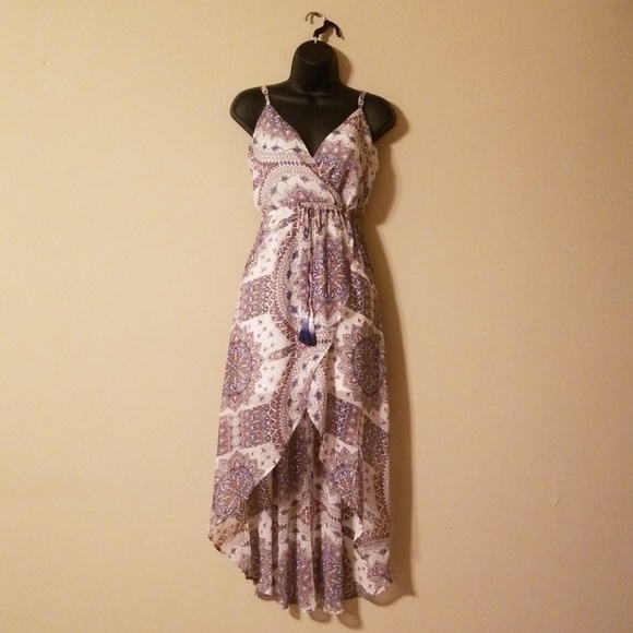 Charlotte Russe Dresses & Skirts - 💥HOST PICK x2💥 Charlotte Russe Dress, XS